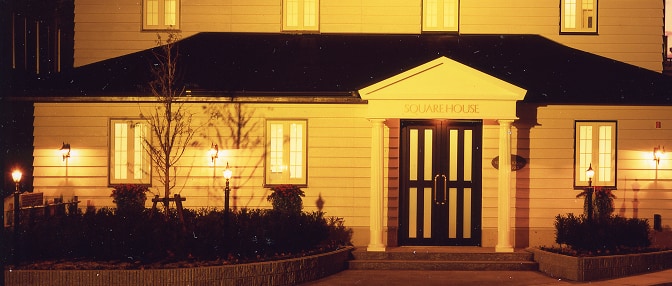 メタルスクエア