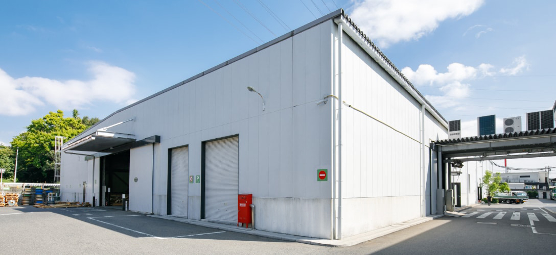 メタルスクエアの外観